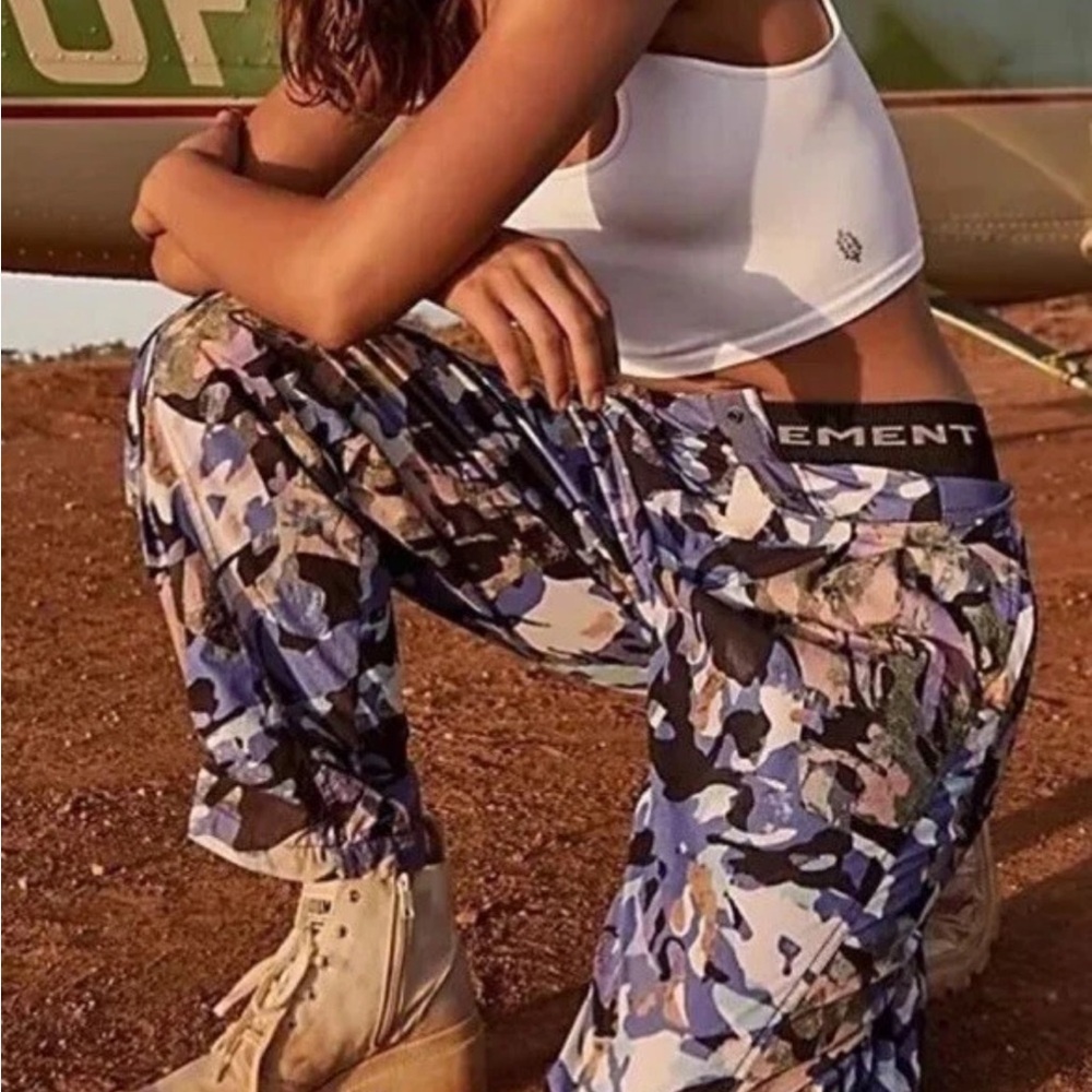 💫Free People Multicolor Camouflage Joggers - Picture 4 of 12